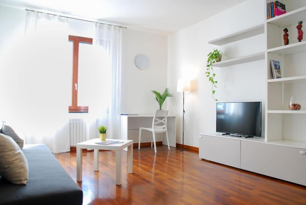 Home & Pet - Milano Trilocale Promenade Santa Giulia Exterior foto